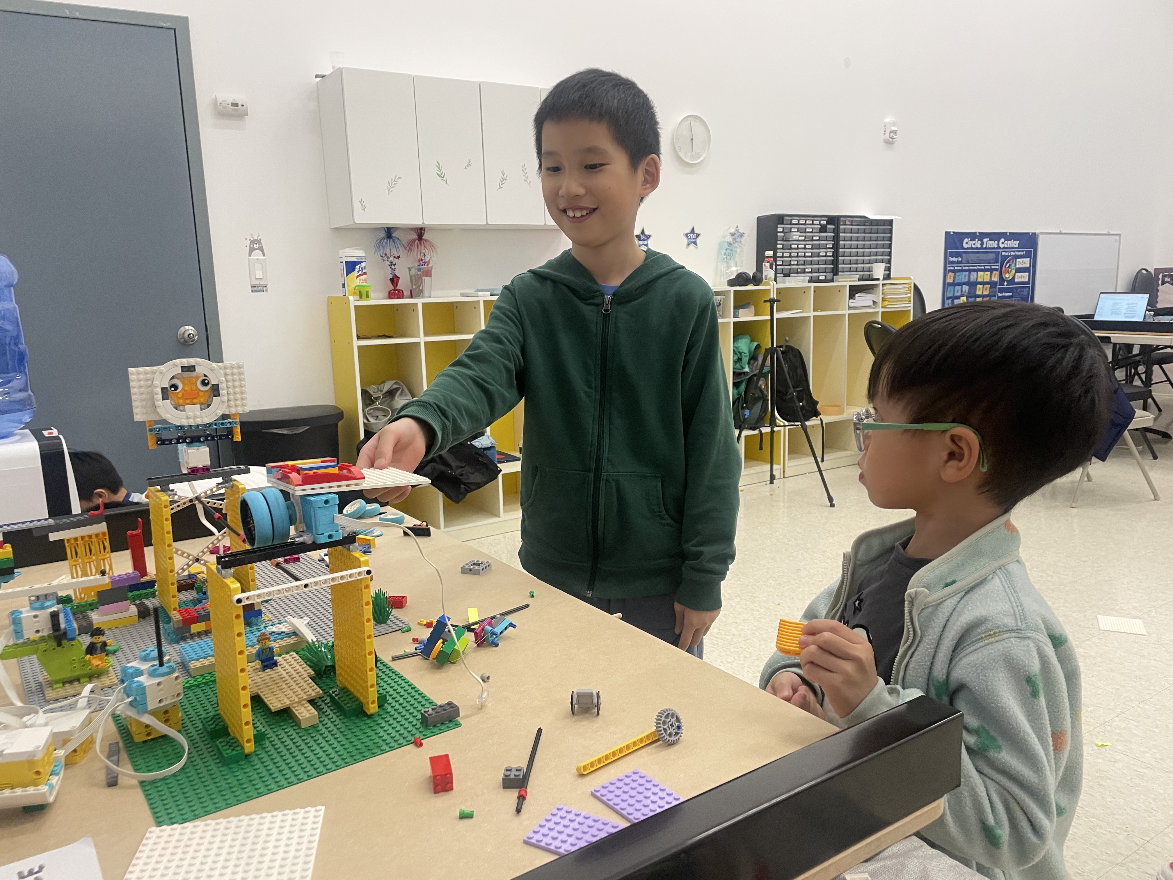 FLL 2024-2025 pit area